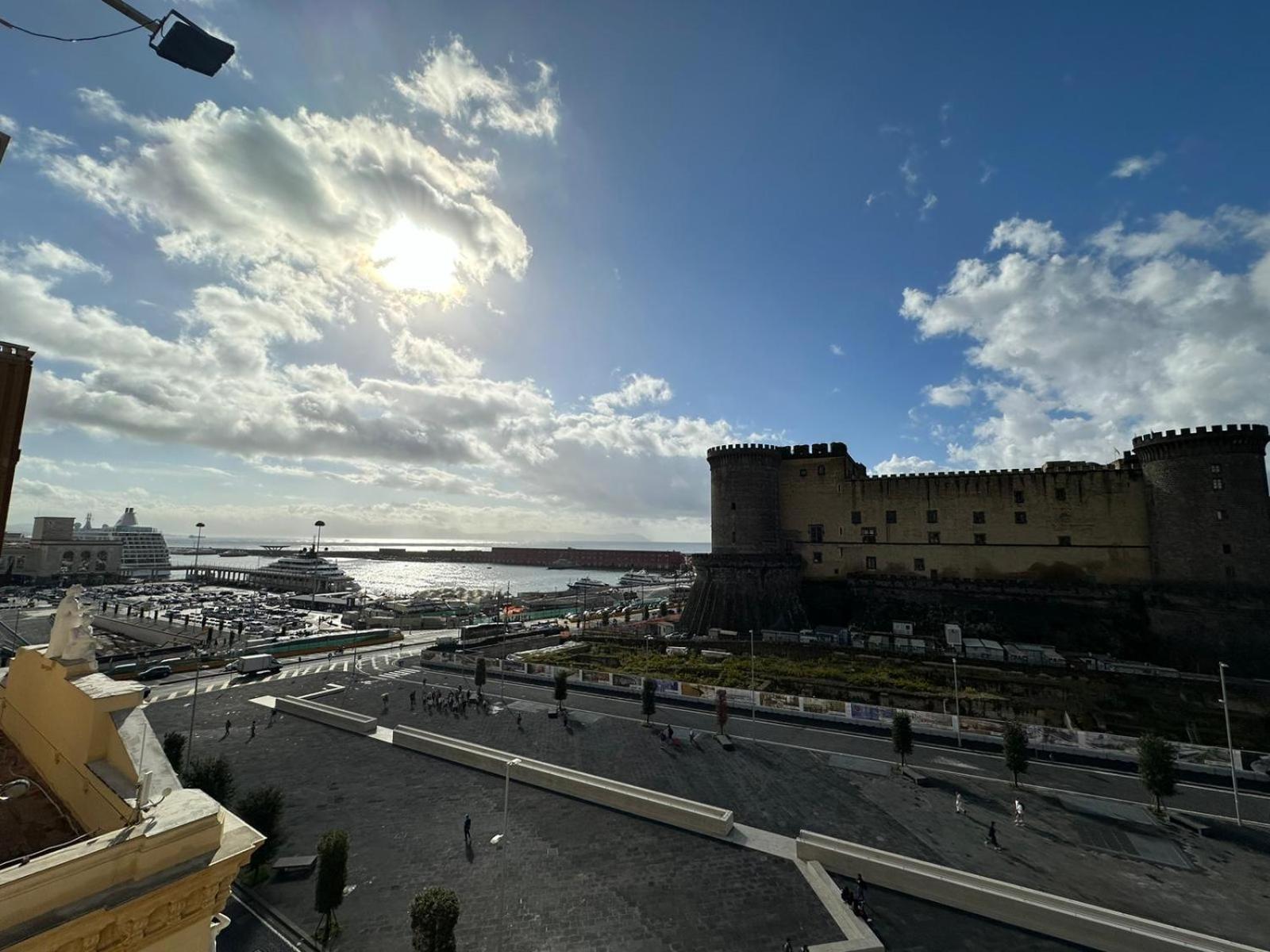 La Dimora Al Castello Central Flat Naples - My Place Buitenkant foto